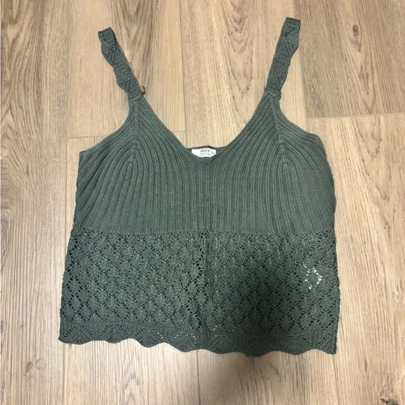 Ardene Green Knit Women's Top Size Medium - Picture 2 of 6